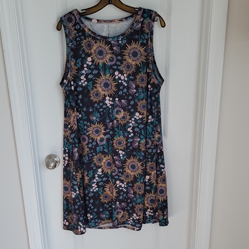 Floral Sleeveless Dress - Multicolor